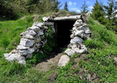 Partizánsky bunker na Kráľovej studni.
