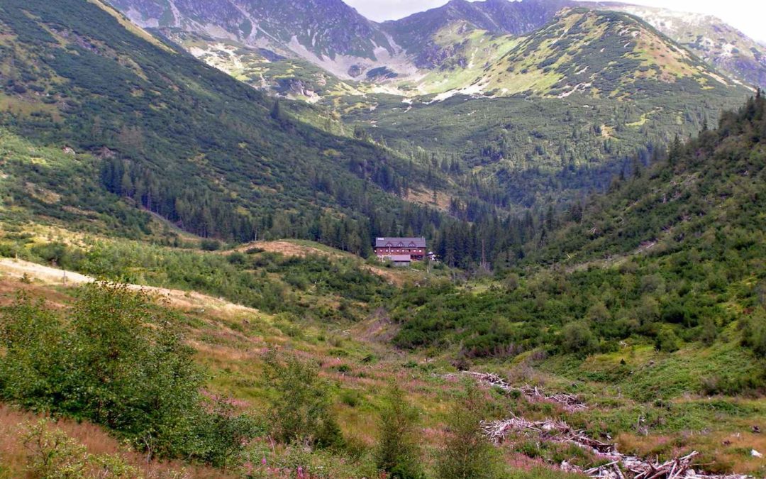 Žiarska chata, „pěkná dolina“, hranolky, Tatarka, storočná lavína.
